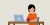 vrouw zit aan bureau achter haar laptop