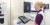 Foto van radiodiagnostisch laborant in onderzoekskamer